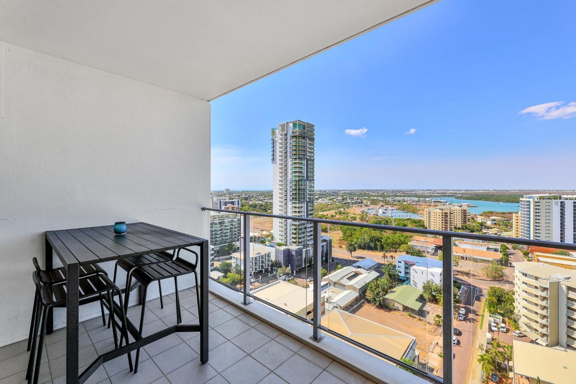 Darwin City - The Oaks With Harbour Views Apartment Exterior photo